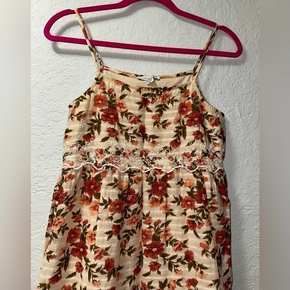 American Eagle Floral Spaghetti Strap Sundress w/ Lace Embroidery - Picture 3 of 8
